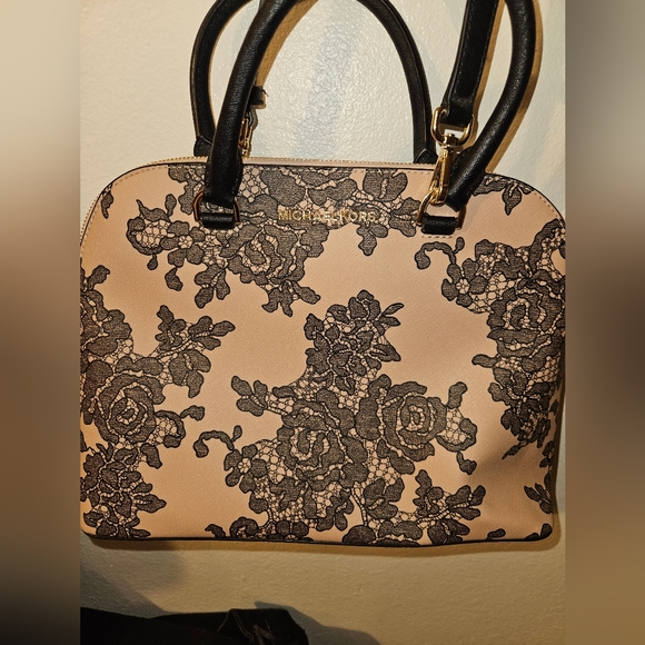 Michael Kors Womans Tan And Black Purse - Picture 1 of 8